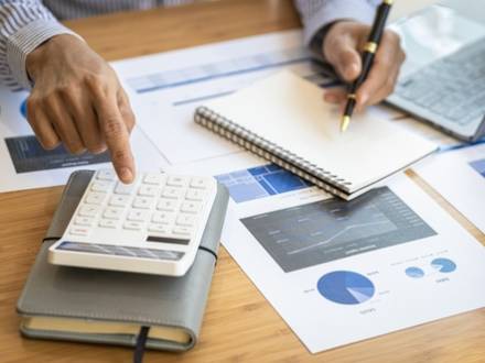 Geneva, IL high-income divorce lawyer